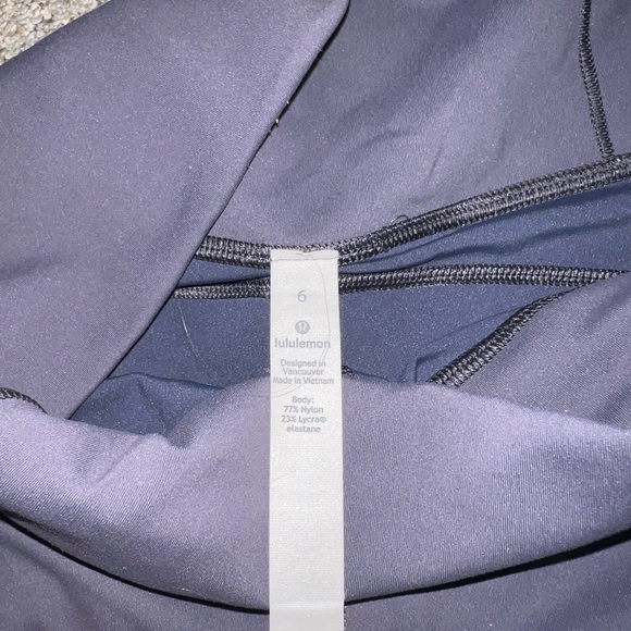 Lululemon spandex size 6 worn - Picture 3 of 3